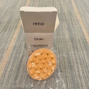 Ouai- scalp massager